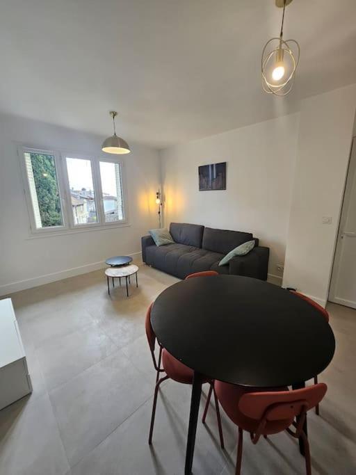 T 2 Lumineux Drome Des Collines Apartment Chateauneuf-de-Galaure Exterior photo
